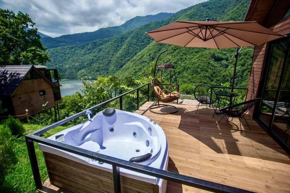 Woodpecker Ვუდფექერი Villa Batumi Esterno foto