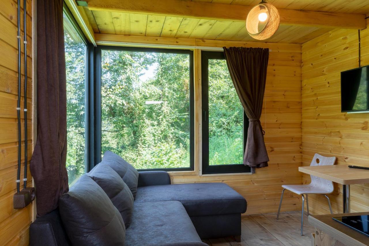 Woodpecker Ვუდფექერი Villa Batumi Esterno foto