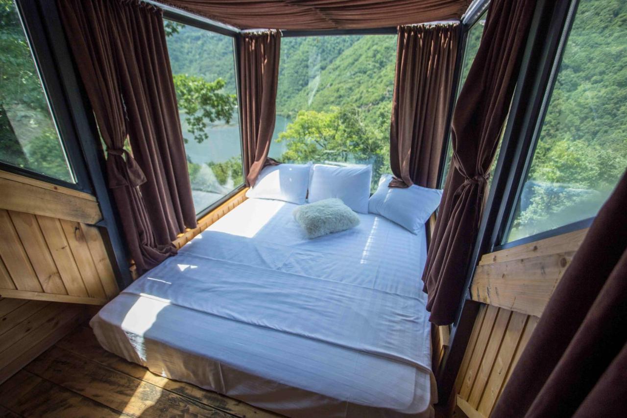 Woodpecker Ვუდფექერი Villa Batumi Esterno foto
